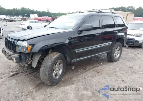 2007 Jeep Grand Cherokee Laredo z USA, uszkodzony, nr VIN 1J8GR48KX7C593093
